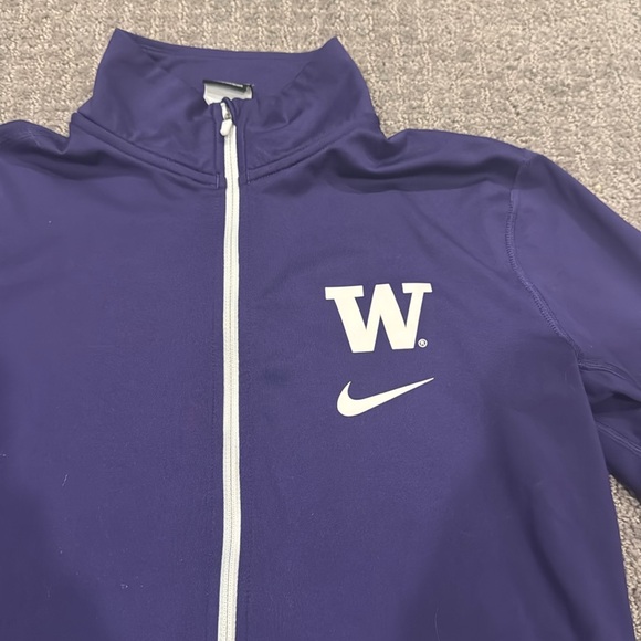 Nike Dri-Fit University of Washington Huskies Performance Quarter Zip in Purple - Picture 3 of 5